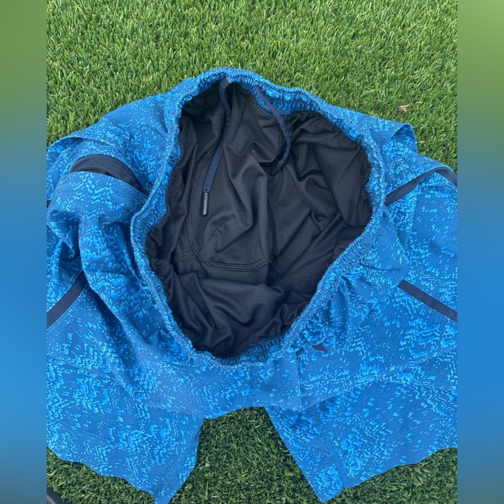 Lululemon  Pace Breaker Short 9" - Picture 6 of 9